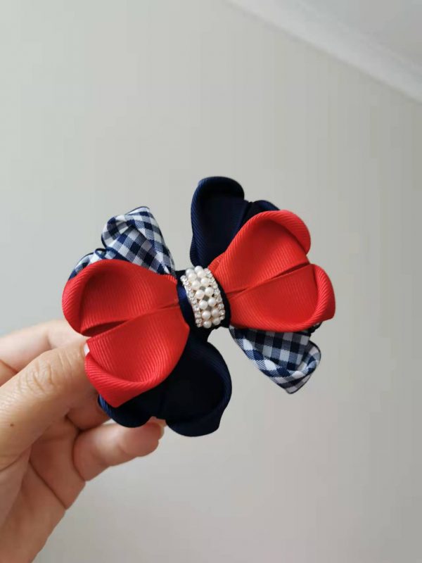 LOVE heart bow hair clip - Image 9